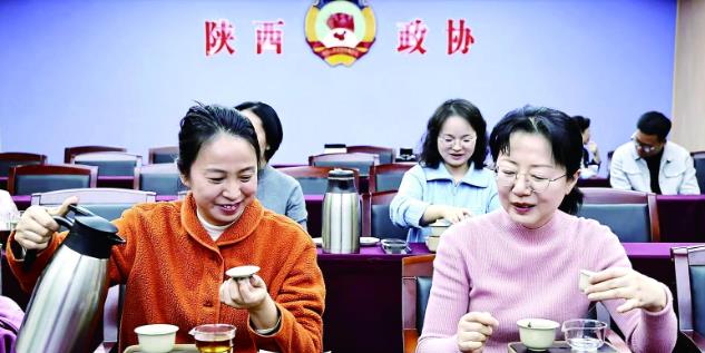 陜西省政協(xié)機(jī)關(guān)開(kāi)展慶?！叭恕眹?guó)際婦女節(jié)活動(dòng)